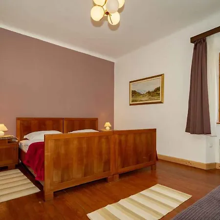 Nyaraló Holiday In 31225